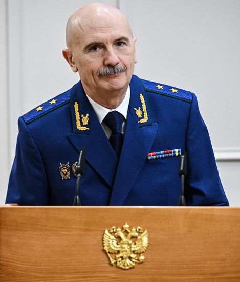 Комитеты СФ рассмотрят кандидатов на должности замгенпрокурора РФ 