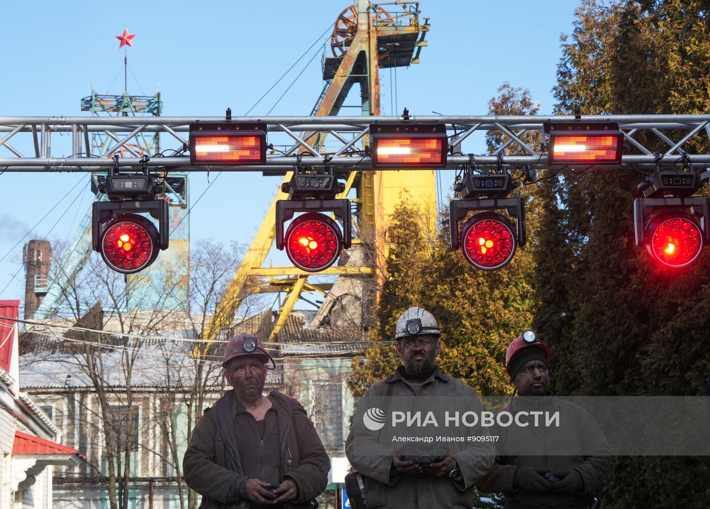В ДНР открыли модернизированную южную лаву на шахте "Горняк-95"