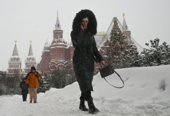 Снег в Москве