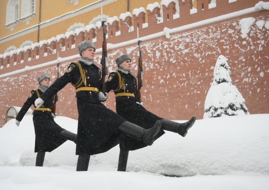 Снег в Москве