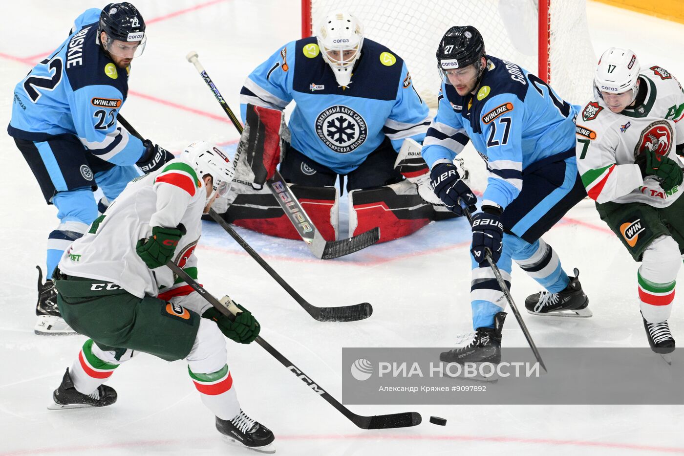 Хоккей. КХЛ. "Сибирь" (Новосибирск) - "Ак Барс" (Казань)