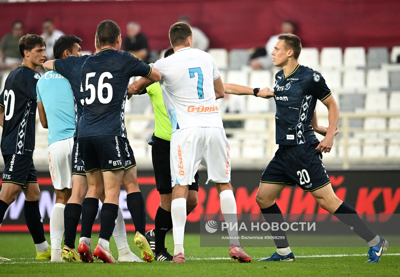 ОАЭ. Футбол. Зимний Кубок РПЛ. "Зенит" - "Динамо"