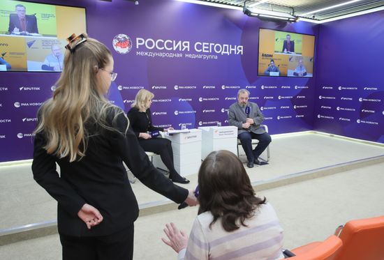 Видеомост Москва — Ереван — Минск — Ташкент — Сухум на тему: "Актуальные вопросы энергетики"