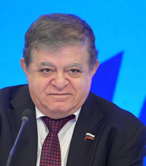 П/к председателя Комиссии по защите государственного суверенитета РФ Владимира Джабарова
