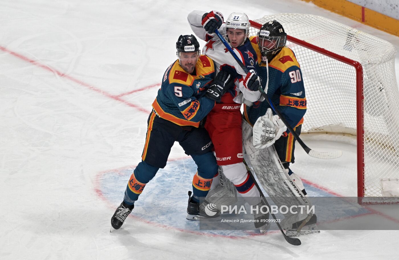 Хоккей. КХЛ. "Драконы" (Шанхай) – ЦСКА (Москва)