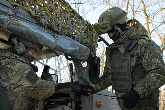 Боевая работа связистов группировки войск "Запад" в ЛНР