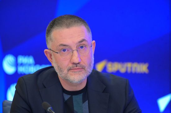 Круглый стол Экспертного института социальных исследований на тему: "Год единства народов России: долгосрочная политика на базе общих ценностей"