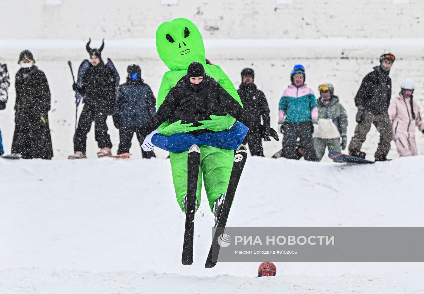 Горнолыжный фестиваль " Крутой спуск. Кремль" в Казани