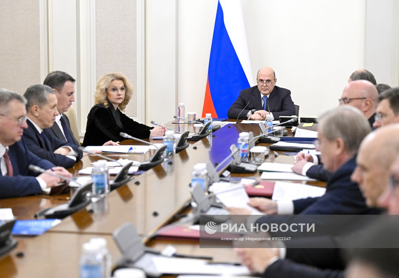 Премьер-министр Михаил Мишустин провел совещание с вице-премьерами РФ
