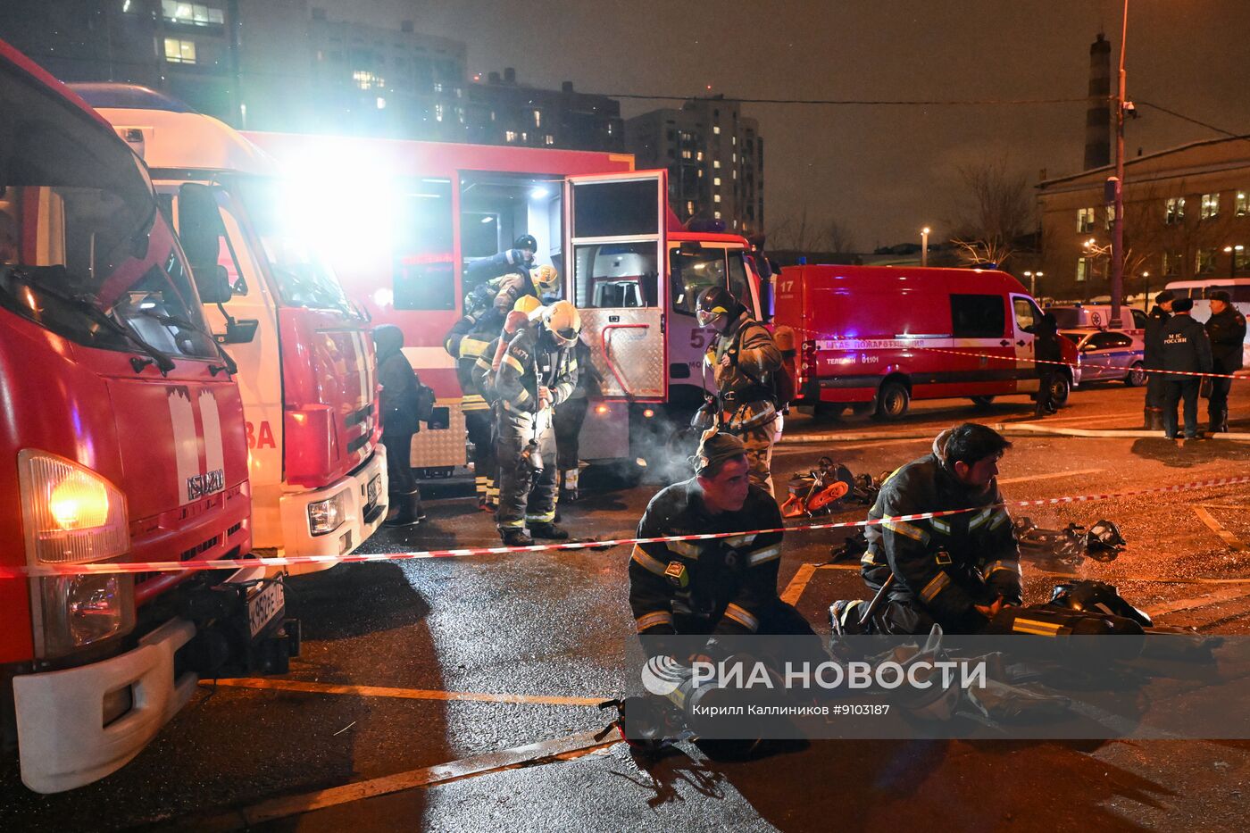 Пожар в жилом доме в центре Москвы