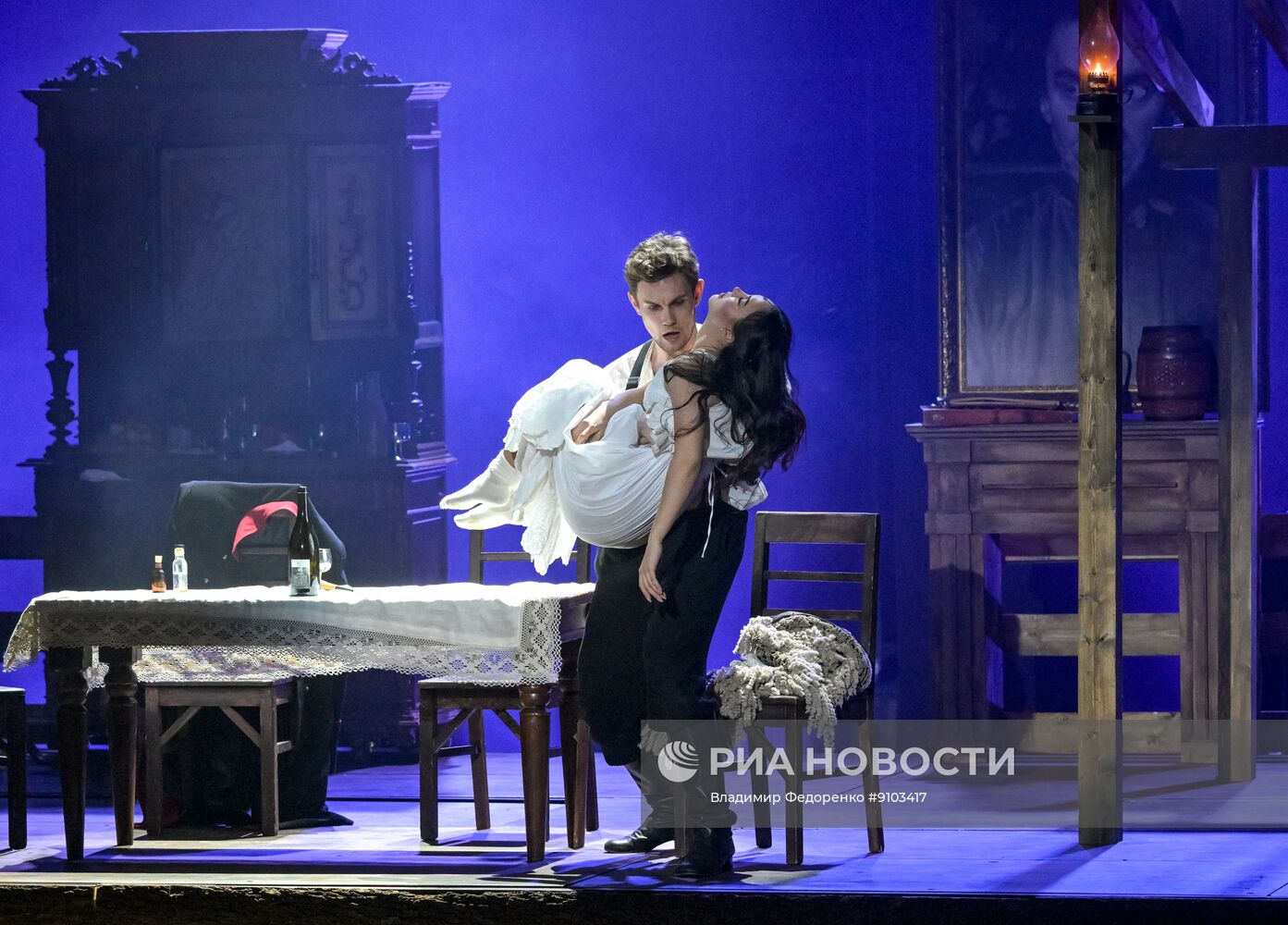 Спектакль "На бойком месте" в театре Сатиры 
