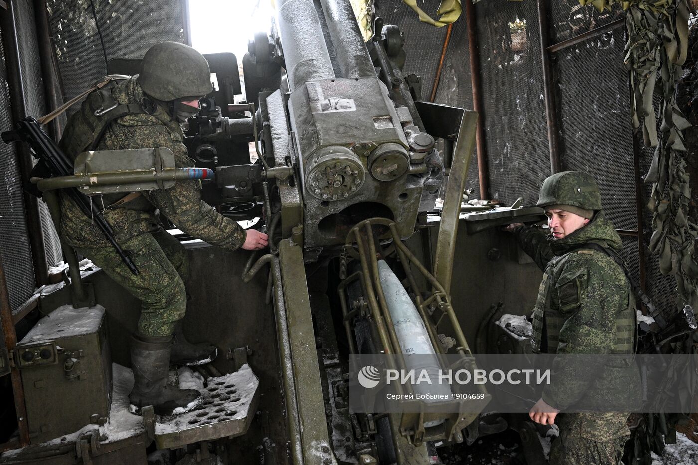 Боевая работа расчета пушки "Гиацинт-С" 29-го артиллерийского полка на Харьковском направлении СВО