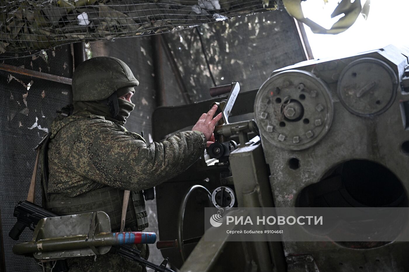 Боевая работа расчета пушки "Гиацинт-С" 29-го артиллерийского полка на Харьковском направлении СВО