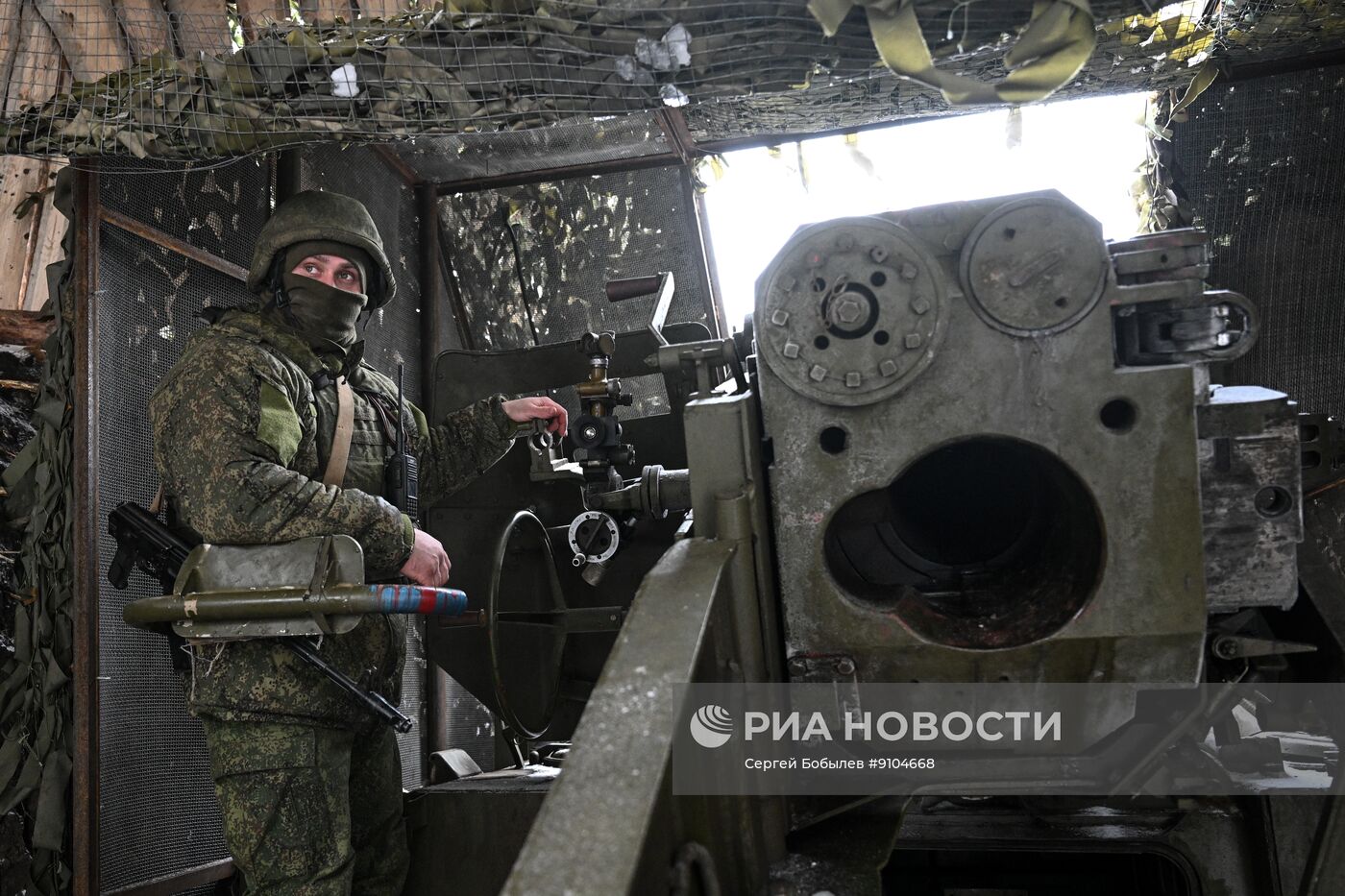 Боевая работа расчета пушки "Гиацинт-С" 29-го артиллерийского полка на Харьковском направлении СВО