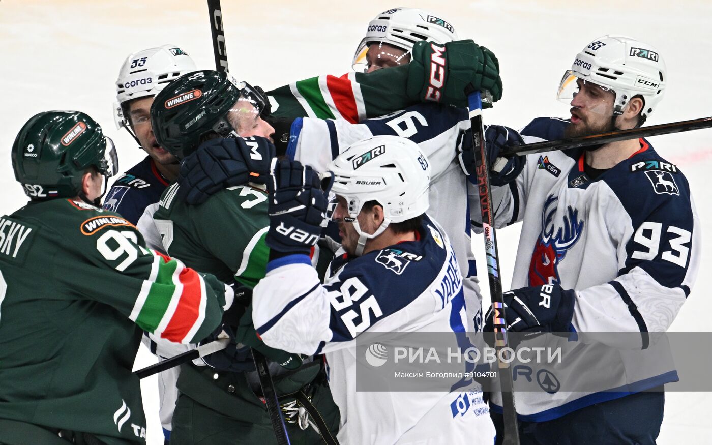 Хоккей. КХЛ. "Ак Барс" (Казань) - "Торпедо" (Нижний Новгород)