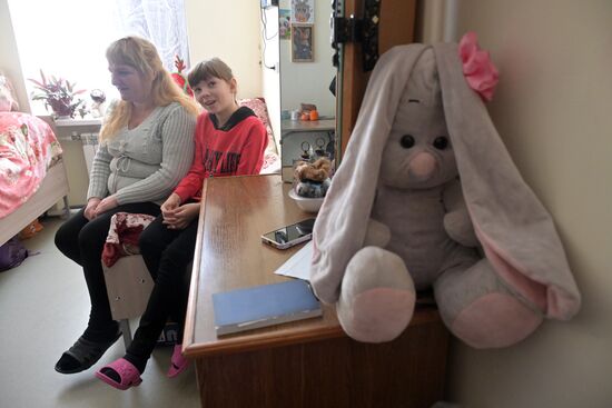 Пункт временного размещения беженцев из Северска в ЛНР