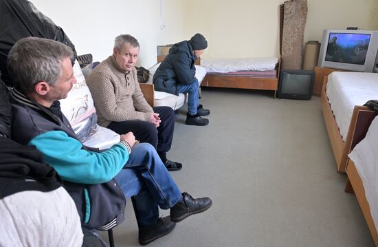 Пункт временного размещения беженцев из Северска в ЛНР