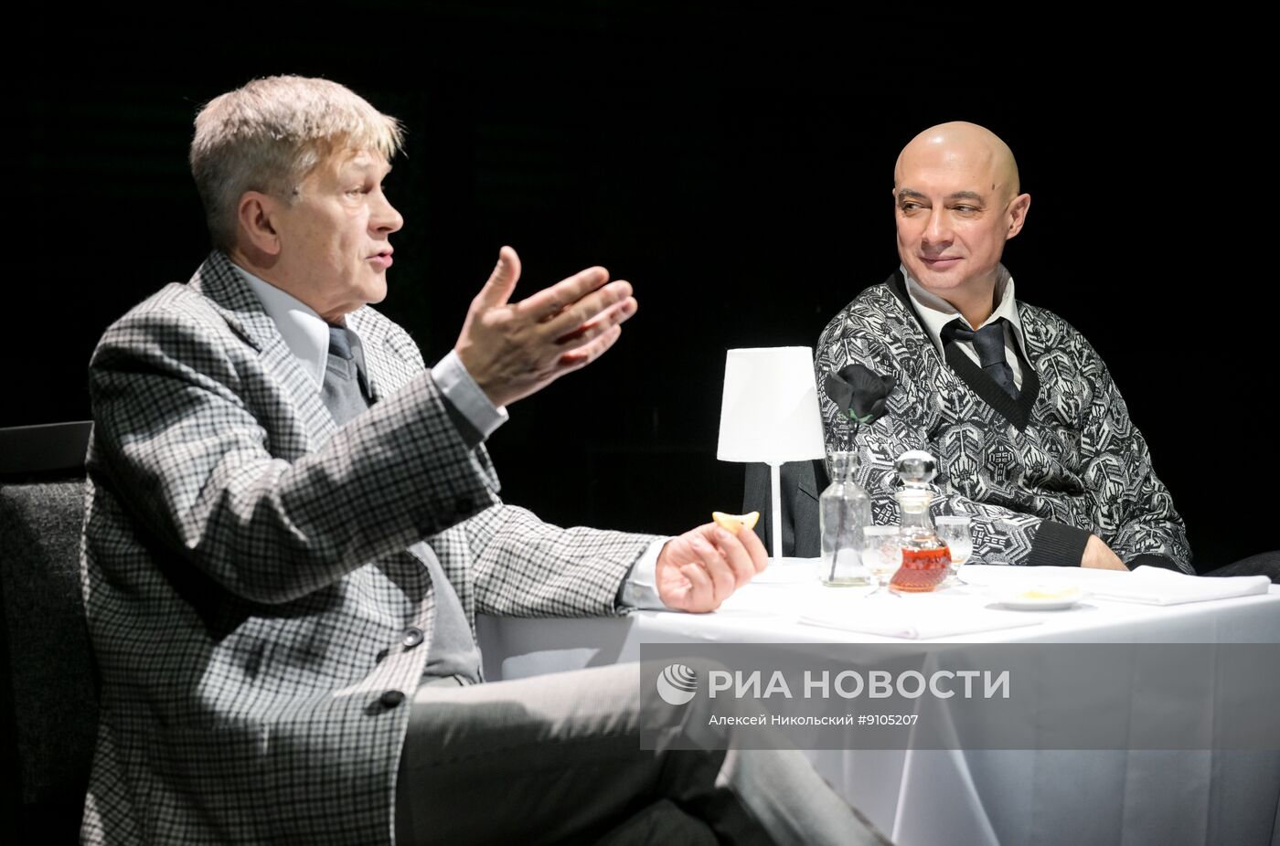 Спектакль "Спешите делать добро" в театре "Современник"