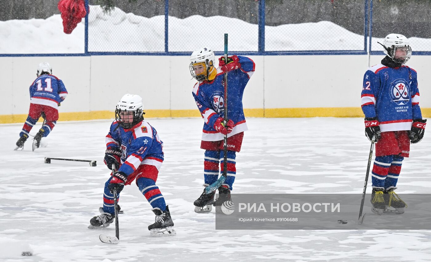 Производство сувениров из древесины Кремлёвской новогодней ели в Москве
