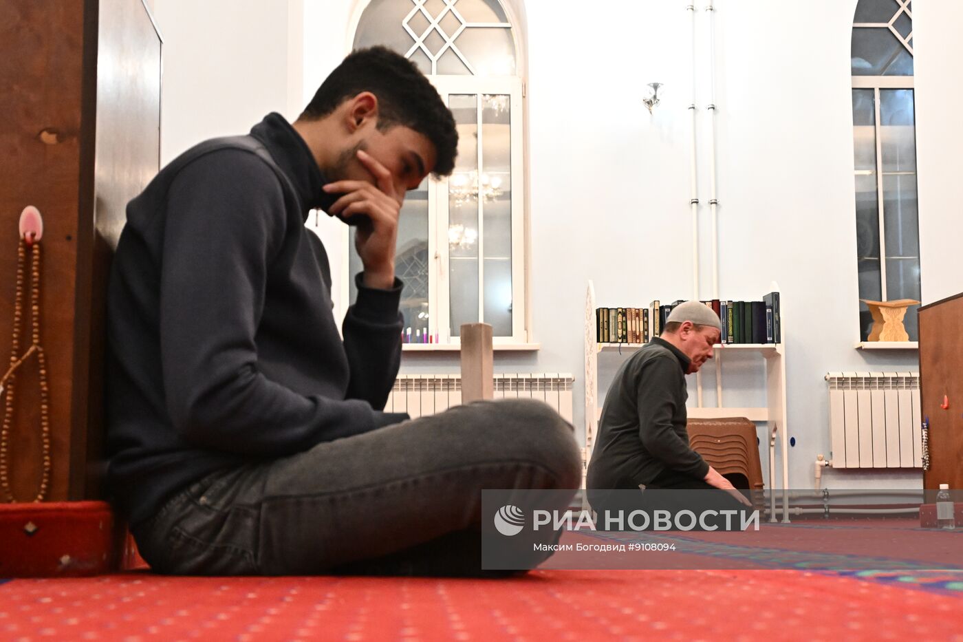 Начало священного месяца Рамадан