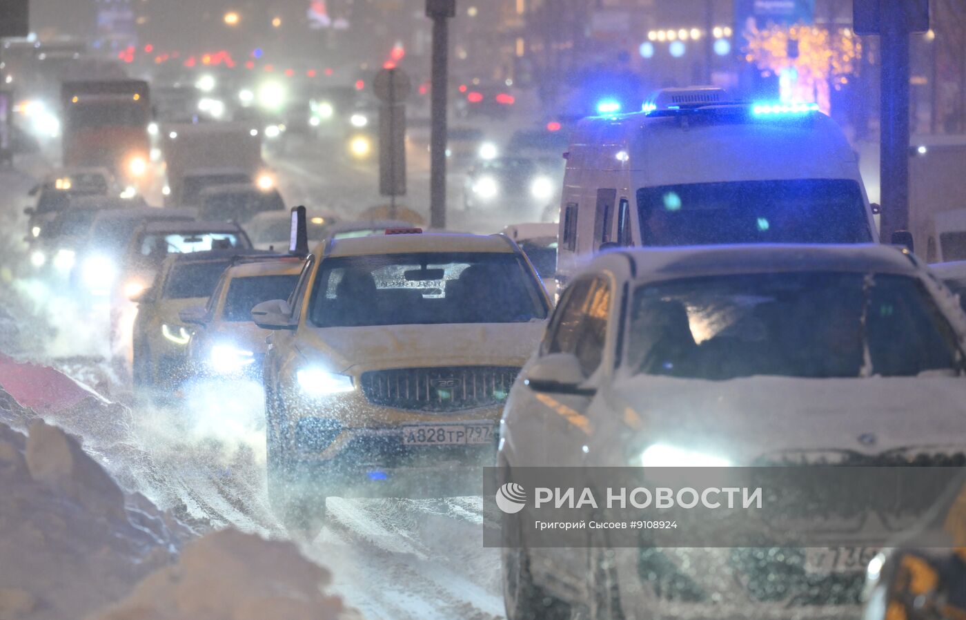 Снегопад в Москве