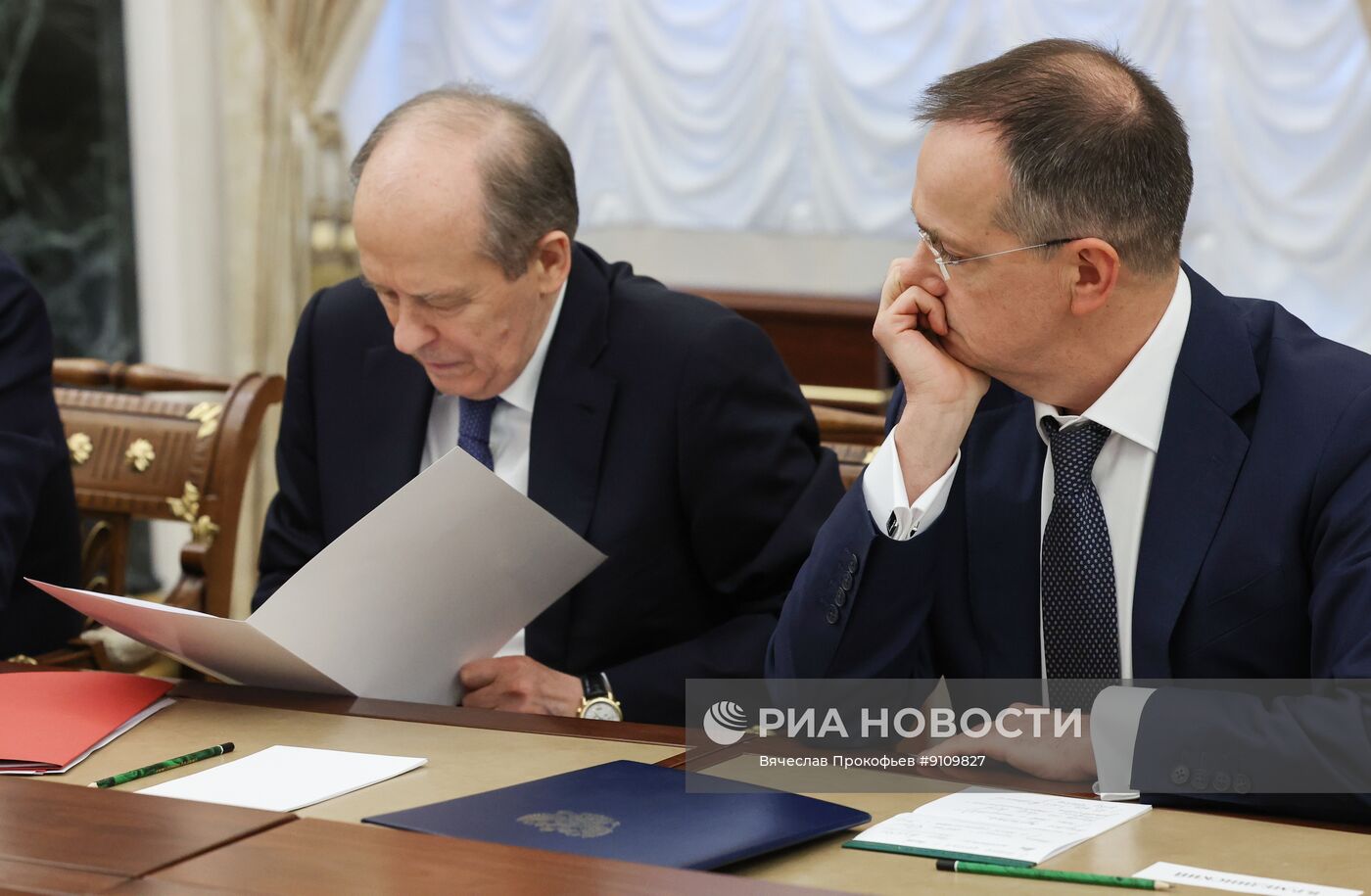 Президент Владимир Путин провел заседание Совбеза РФ
