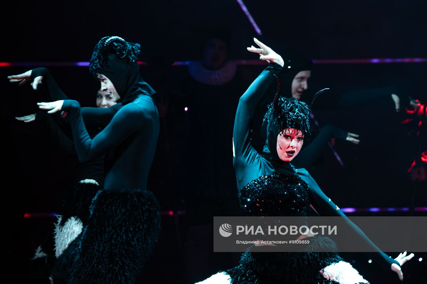Спектакль "Соборная площадь" в театре на Малой Ордынке