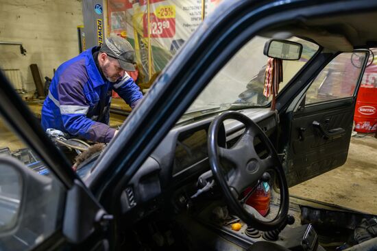 Подготовка и передача авто и мототехники в Южно-Сахалинске для отправки в зону СВО