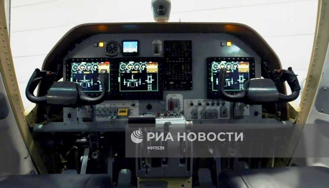 Новый образец самолета "Байкал" совершил первый полет