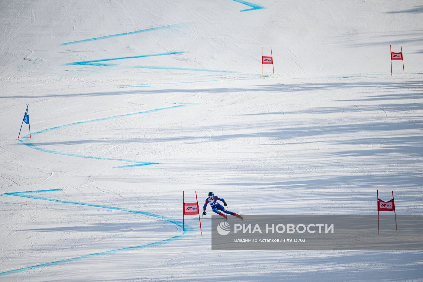 Горнолыжный спорт. Кубок России. Финал. Супер-гигант 