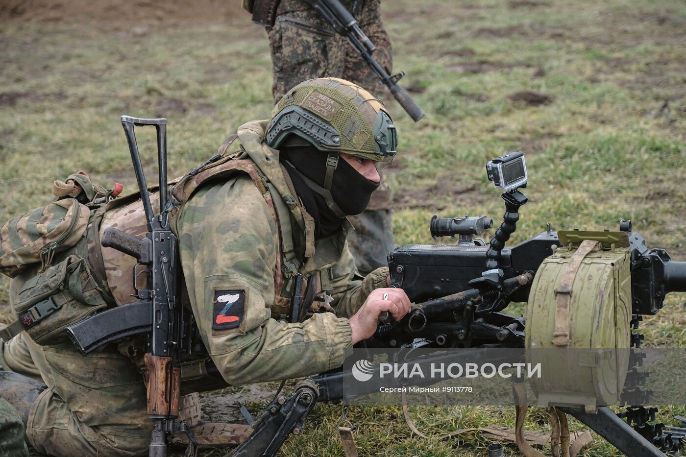 Тренировка группировки войск "Днепр" на полигоне в Запорожской области