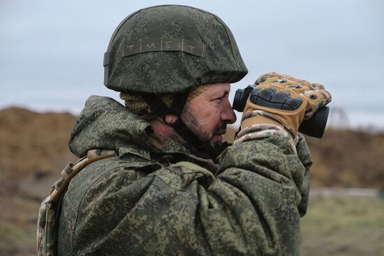 Тренировка группировки войск "Днепр" на полигоне в Запорожской области