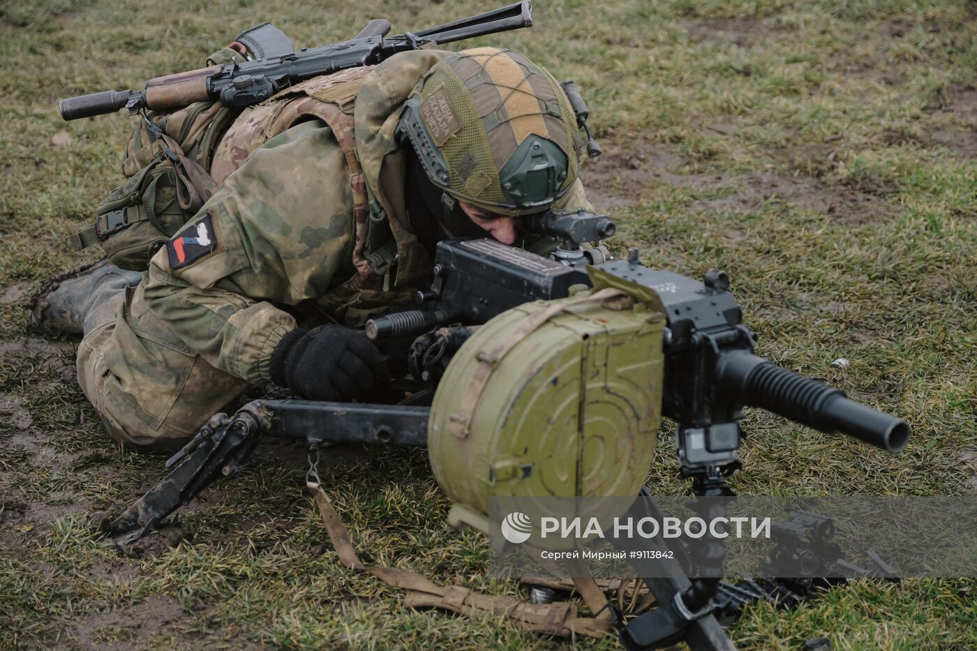 Тренировка группировки войск "Днепр" на полигоне в Запорожской области