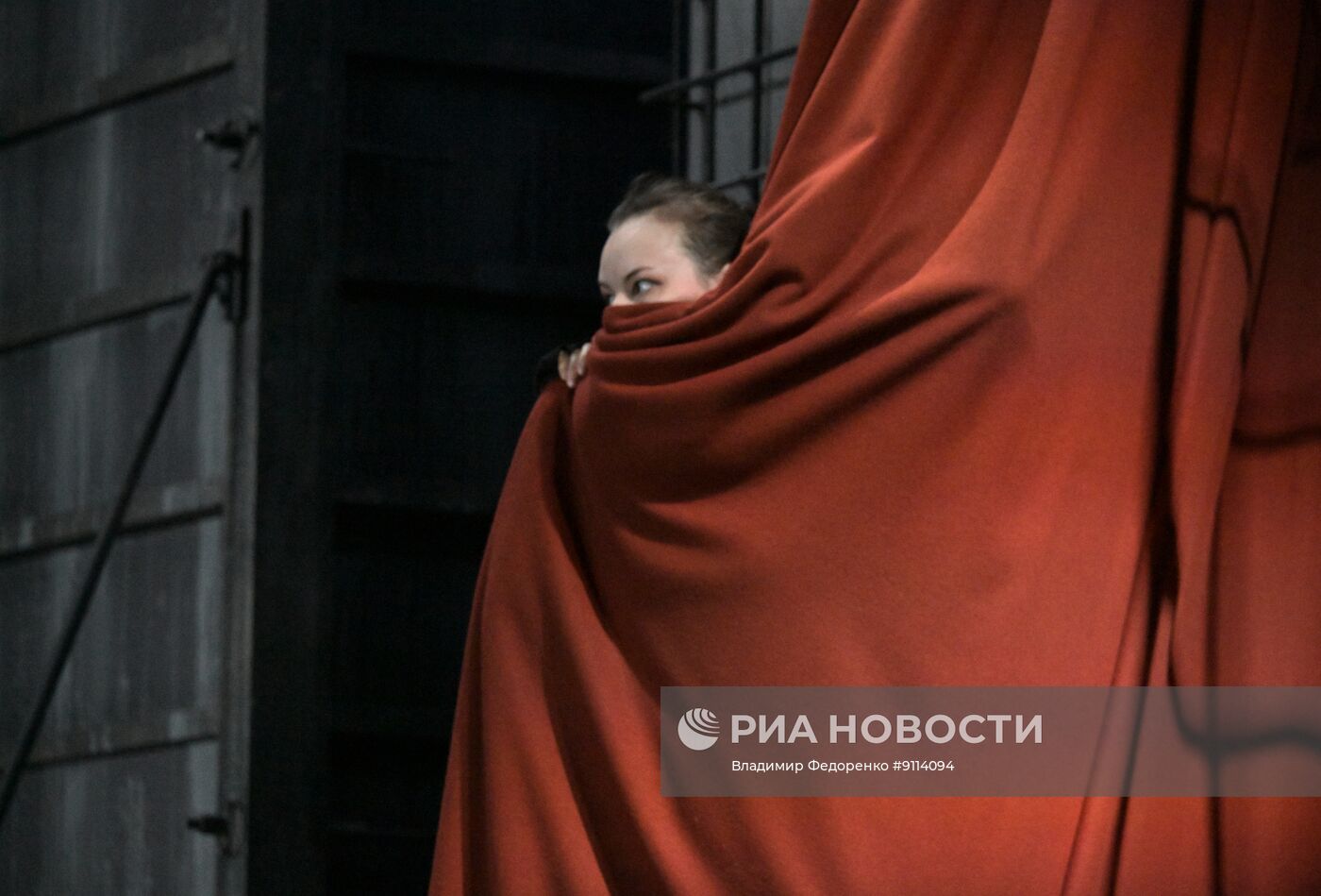 Спектакль "Ромео и Джульетта" в театре им. Евг. Вахтангова