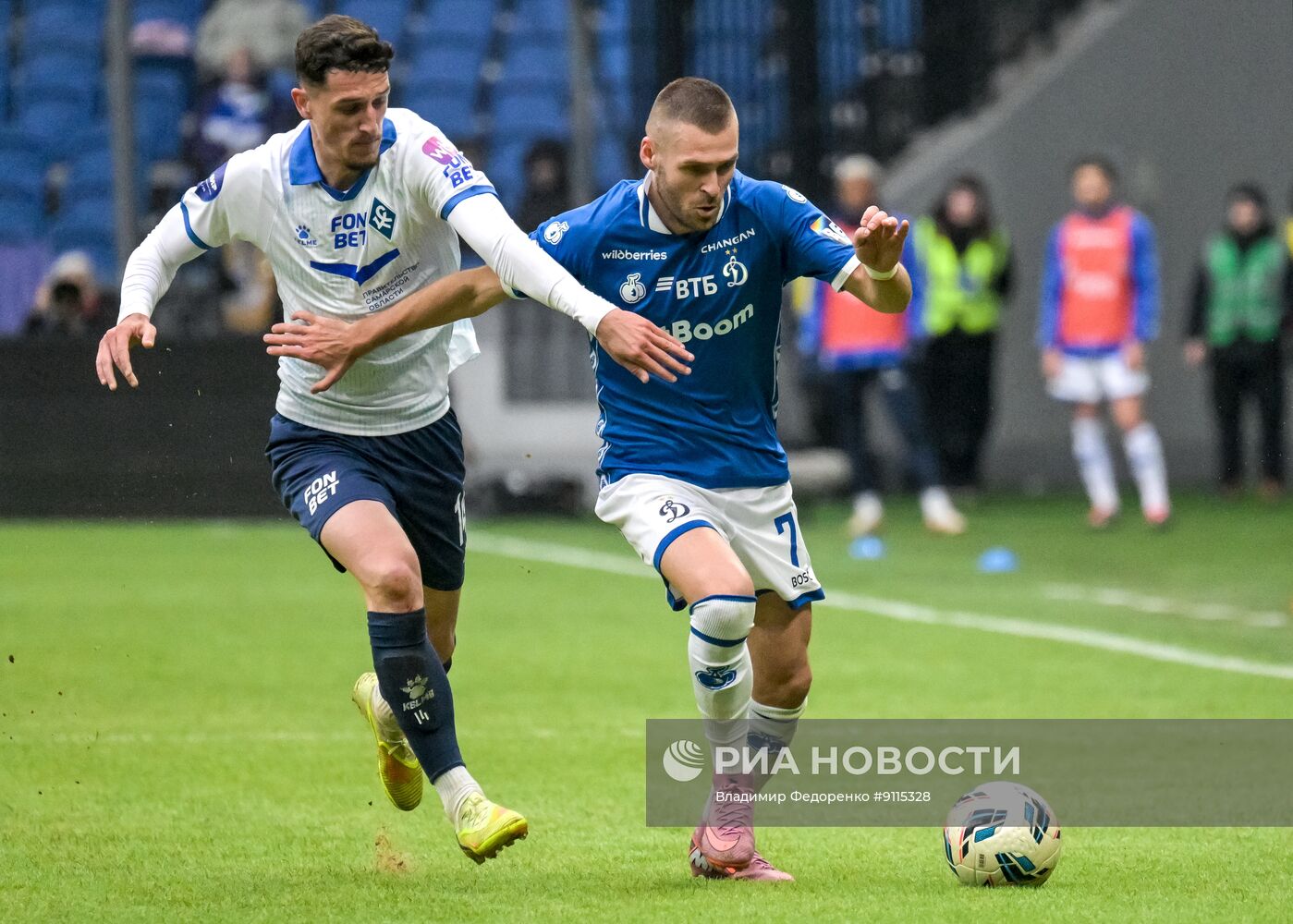 Футбол. РПЛ. "Динамо" (Москва) - "Крылья Советов" (Самара)