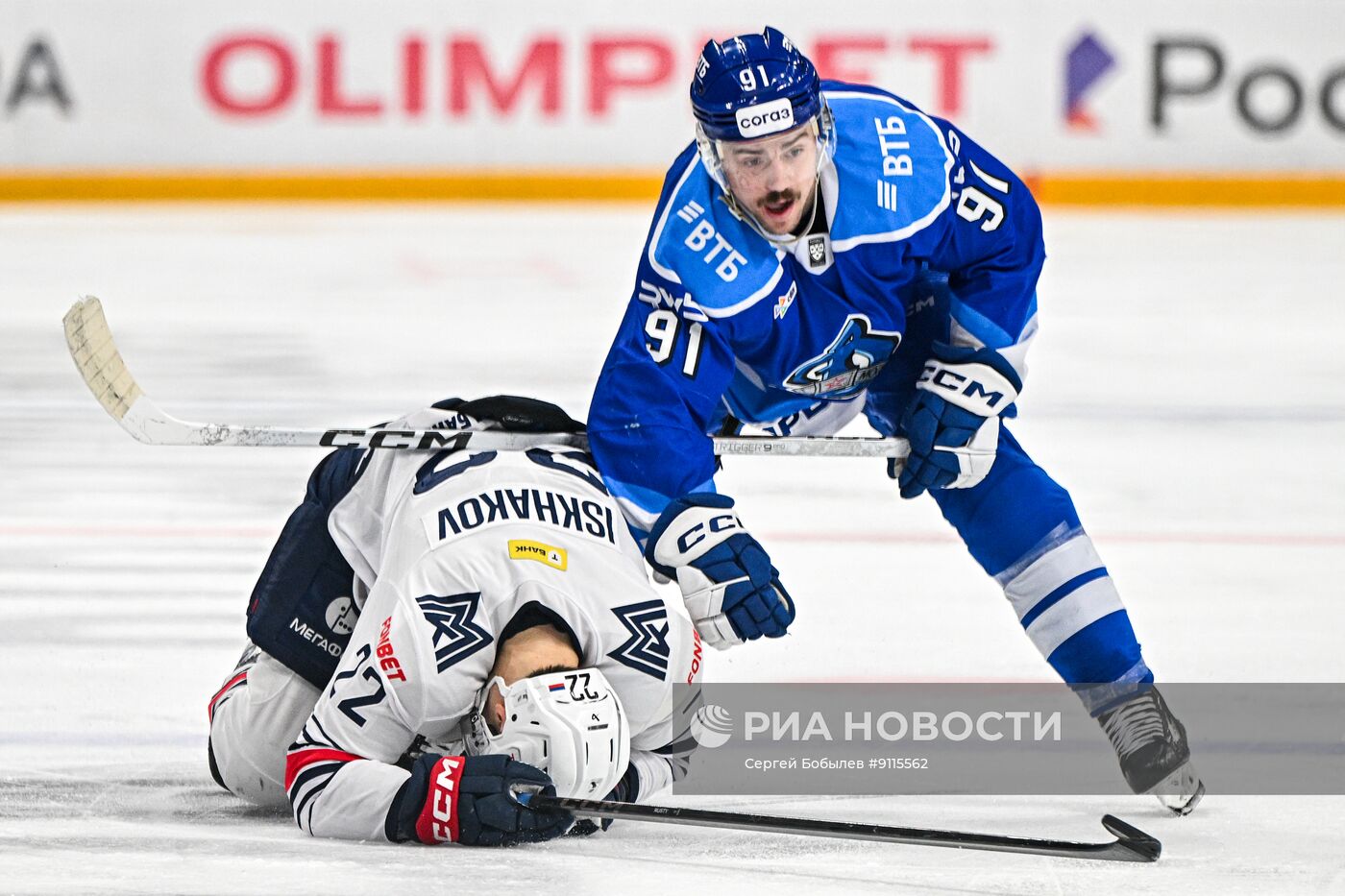 Хоккей. КХЛ. "Динамо М" (Москва) - "Металлург Мг" (Магнитогорск)