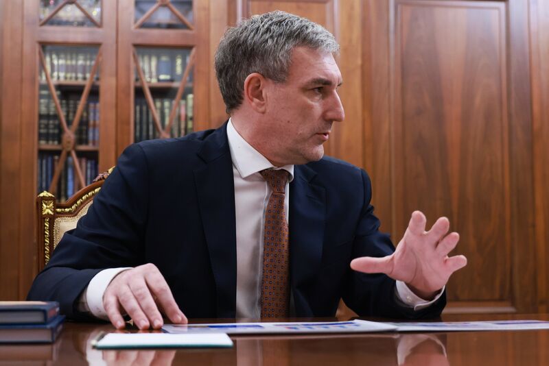 Президент Владимир Путин провел встречу с губернатором Амурской области Василием Орловым