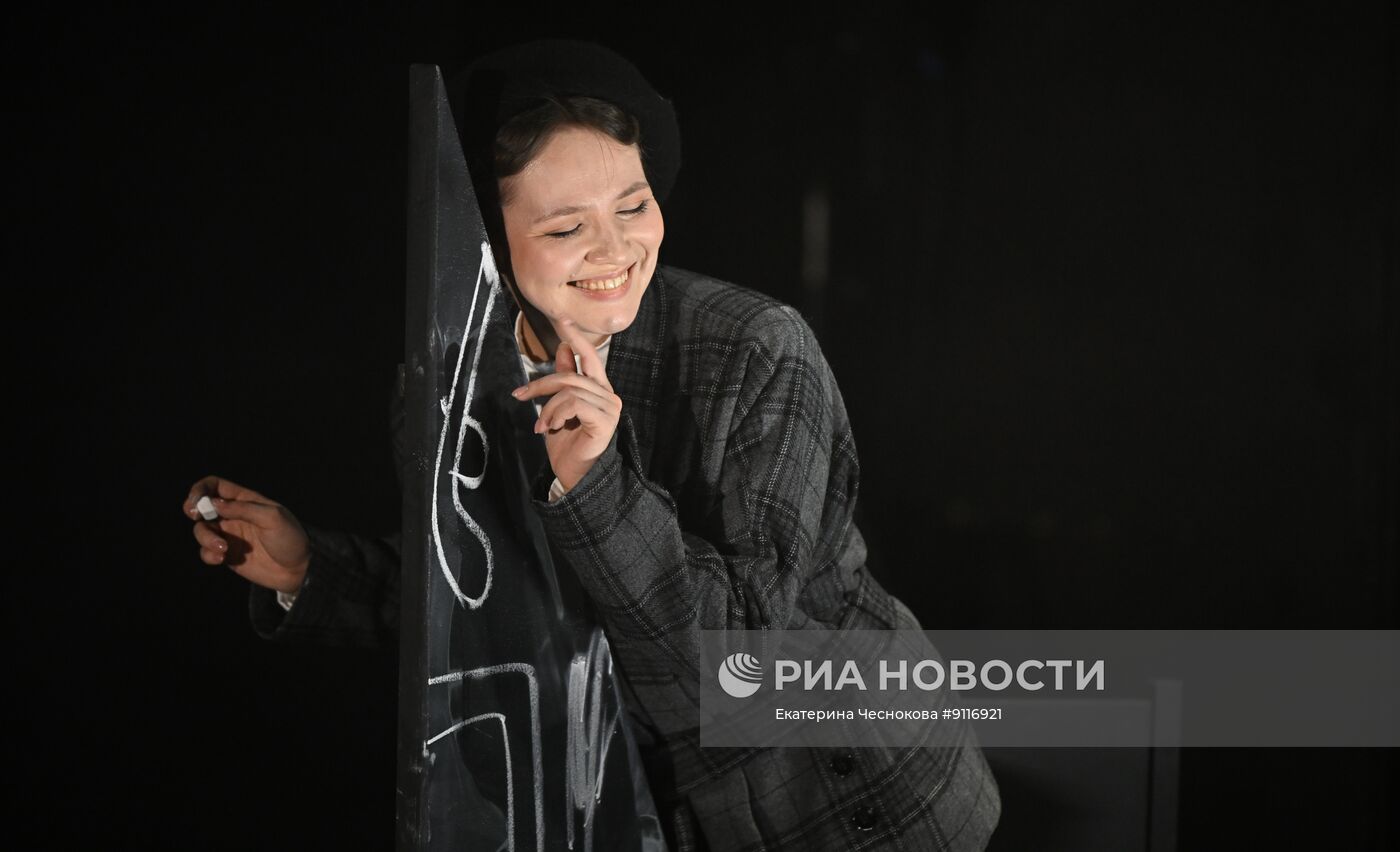 Спектакль "Казанова. Цветаева" в Театре Гоголя