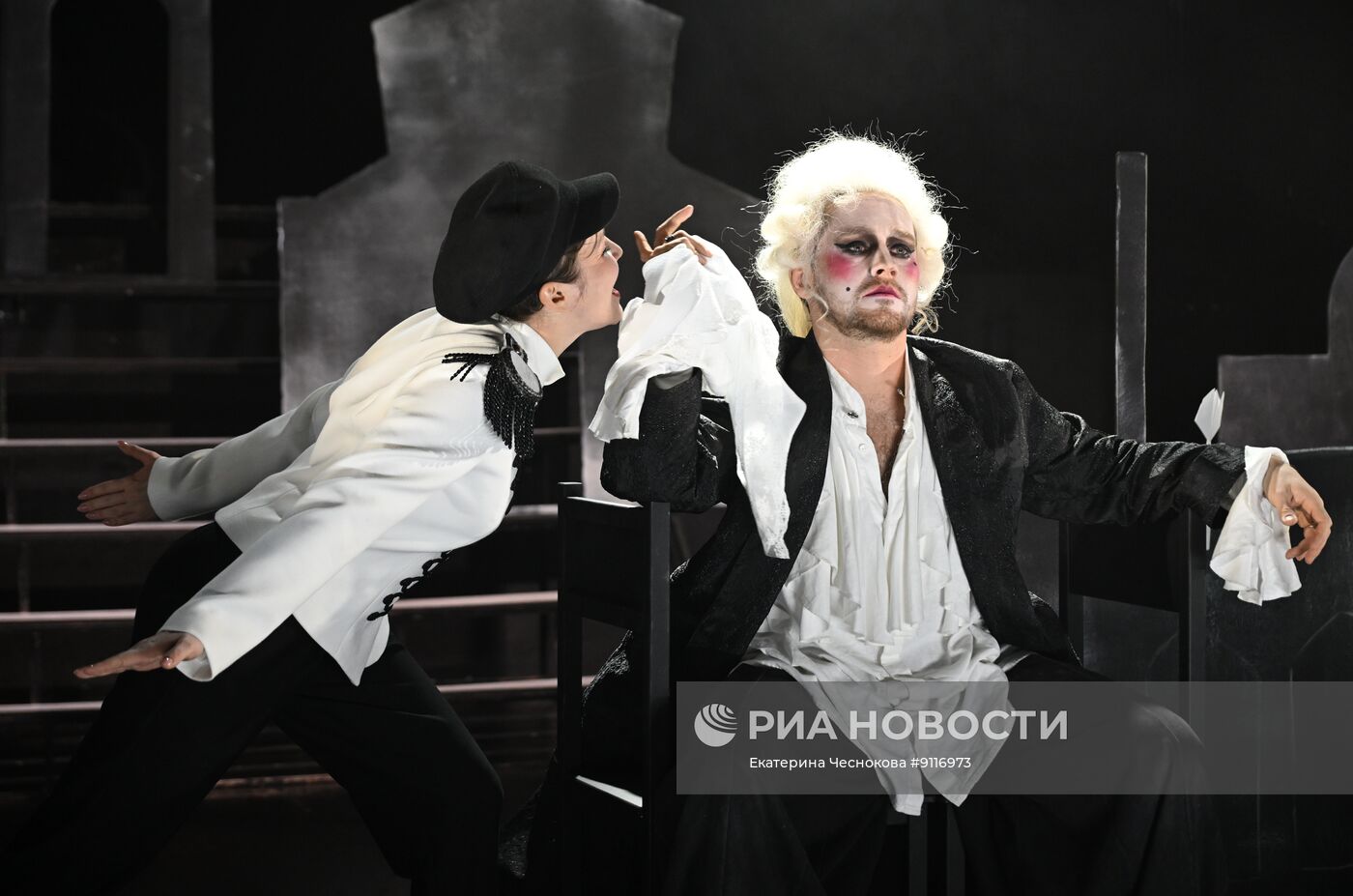 Спектакль "Казанова. Цветаева" в Театре Гоголя