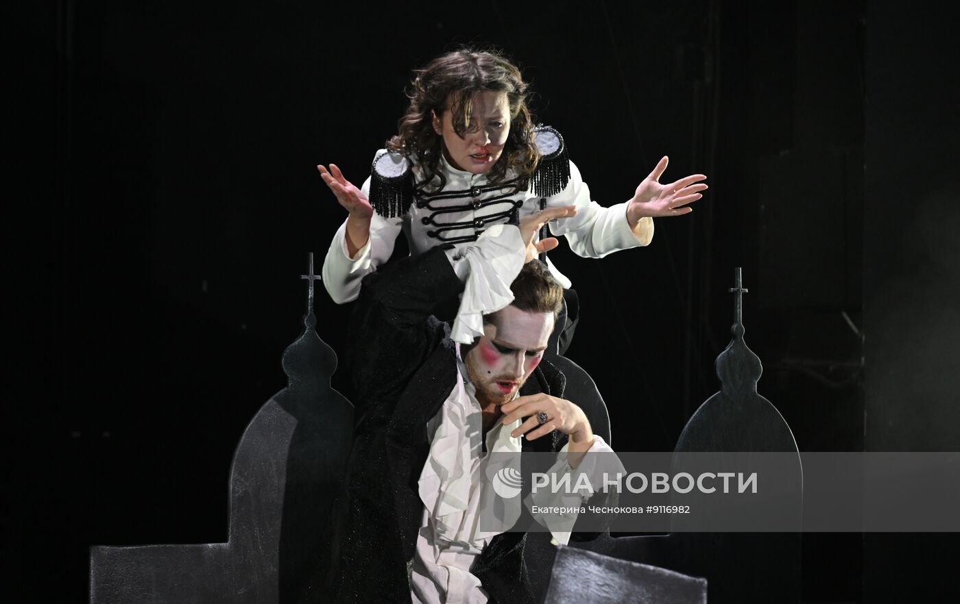 Спектакль "Казанова. Цветаева" в Театре Гоголя