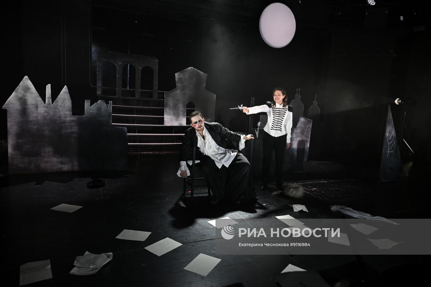 Спектакль "Казанова. Цветаева" в Театре Гоголя