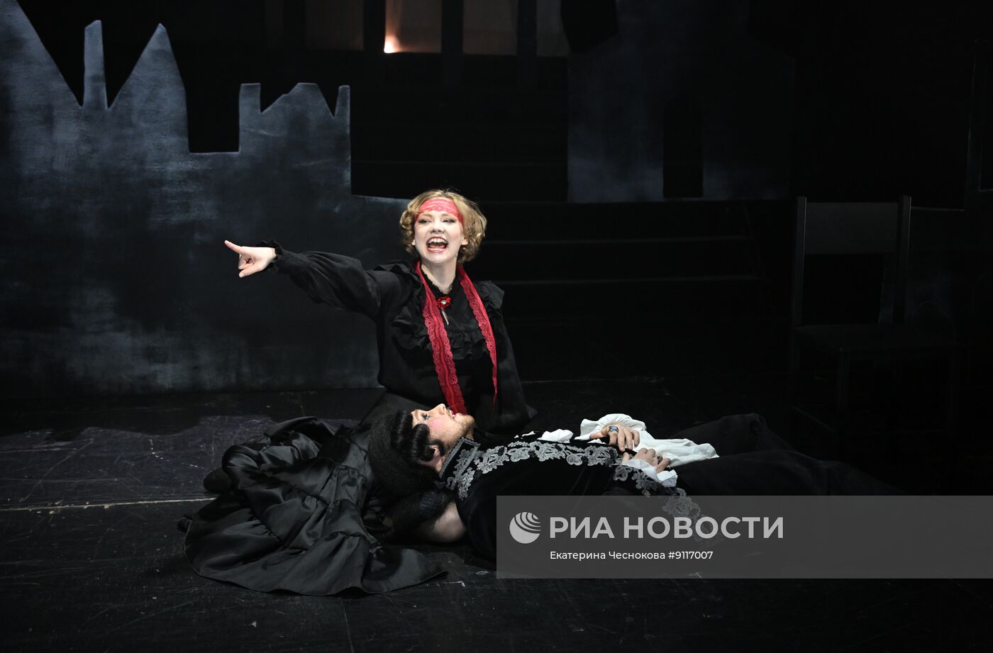 Спектакль "Казанова. Цветаева" в Театре Гоголя