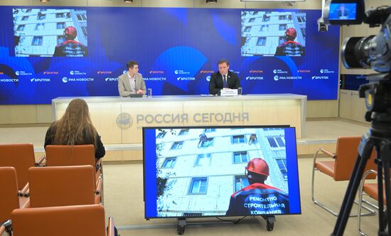 П/к председателя Комитета Госдумы РФ по строительству и ЖКХ Сергея Пахомова