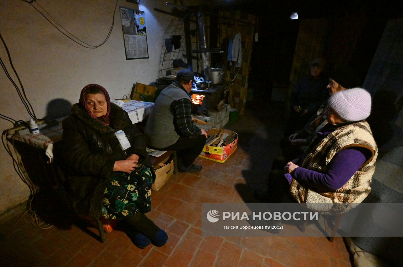 В прифронтовой поселок в ДНР доставили гумпомощь