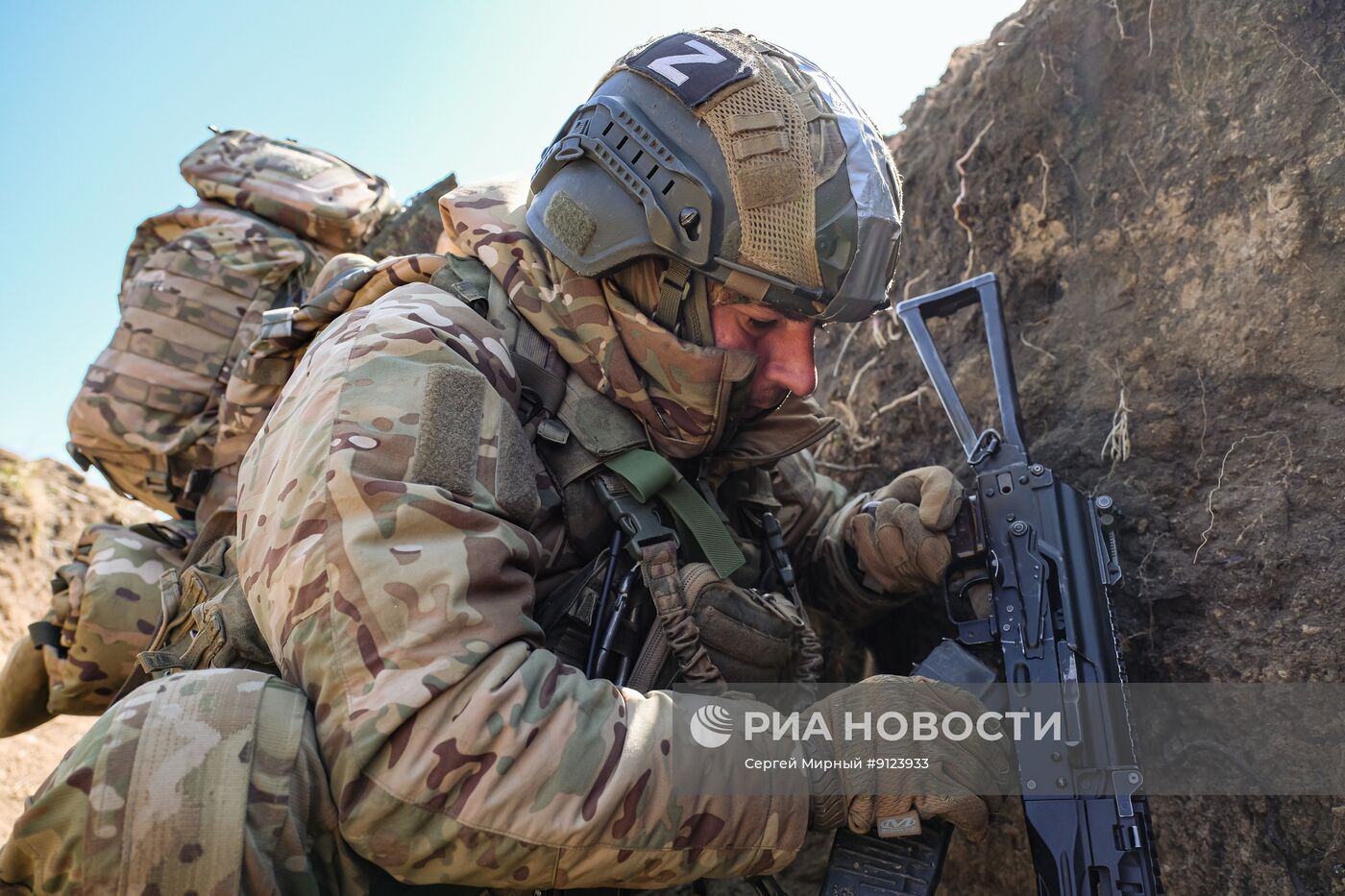 Учения штурмовых подразделений группировки войск "Днепр" в Запорожской области