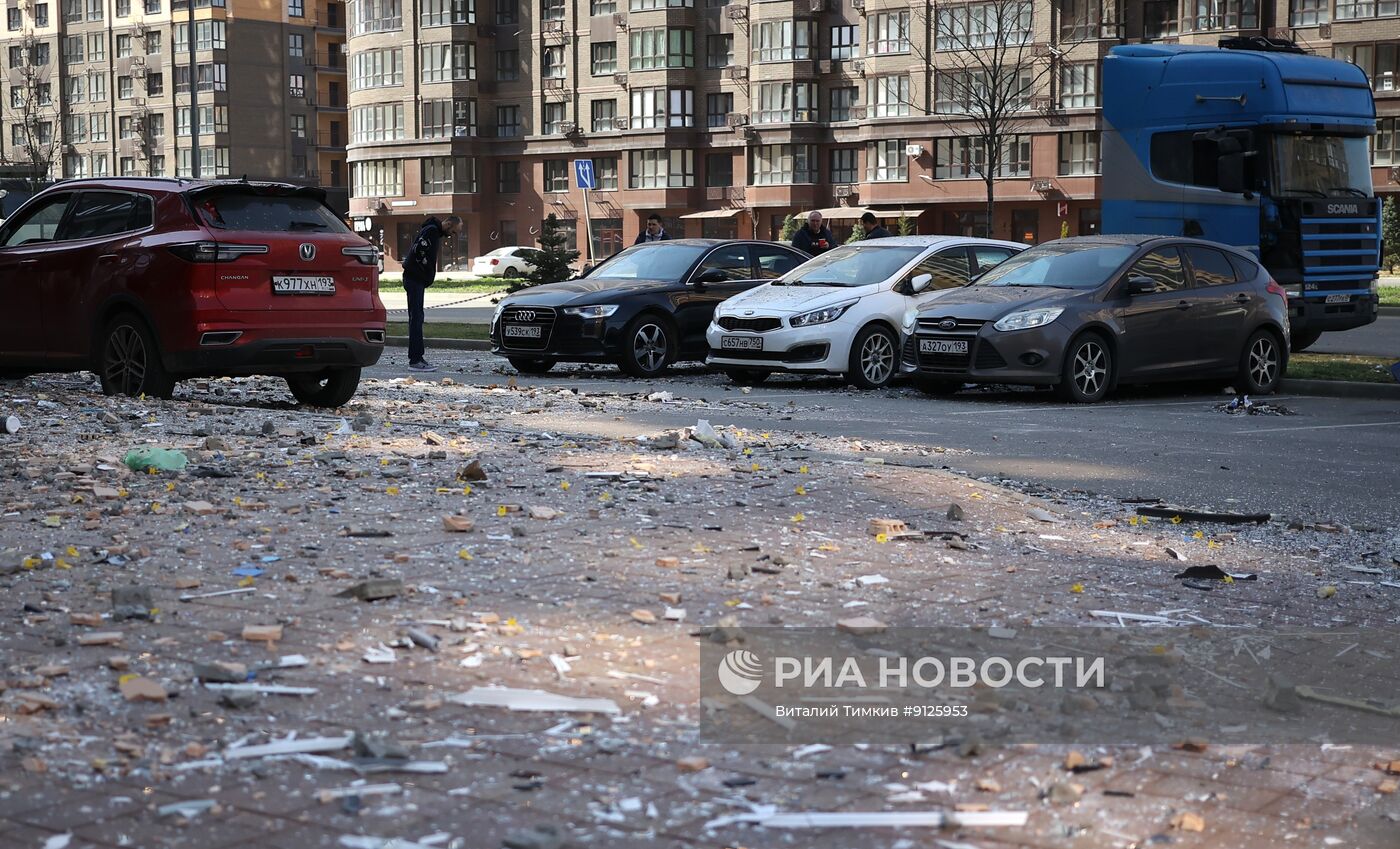Последствия атаки беспилотников в Краснодаре