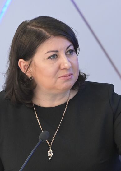 Круглый стол "Традиционные религии как предмет информационной политики вуза в Год национального единства"