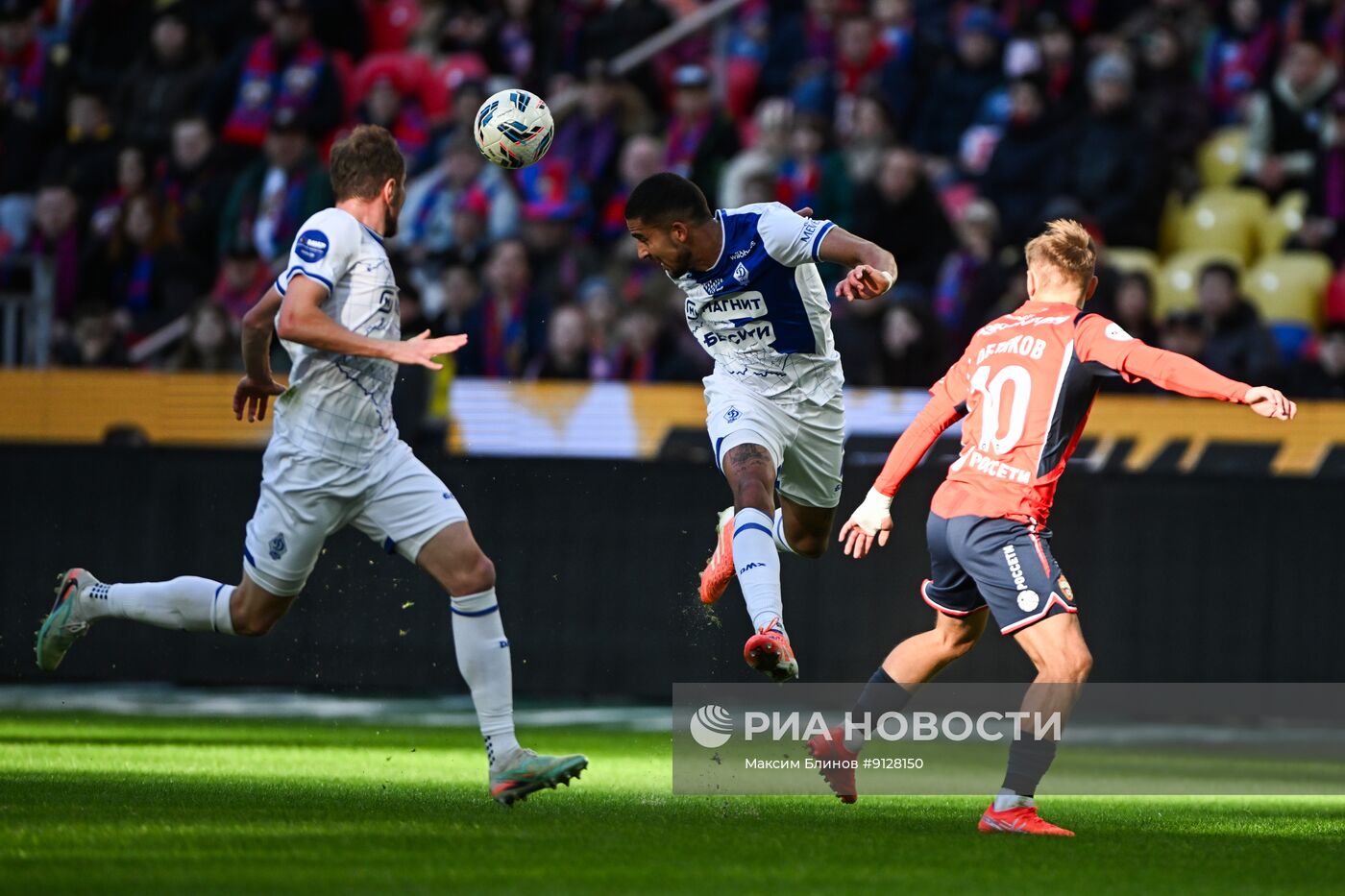 Футбол. РПЛ. ЦСКА (Москва) - "Динамо" (Махачкала)