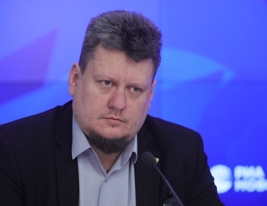 Круглый стол "Российские университеты в публичном информационном пространстве: итоги 2025 года"