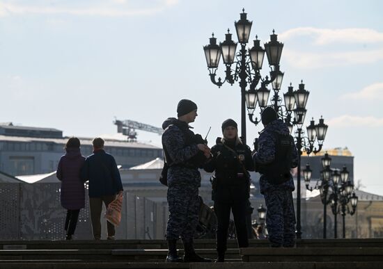 В Москве подразделения ФСБ, МВД и Росгвардии перешли на усиленный режим